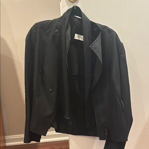 Akris Punto Belted Black Wool Jacket